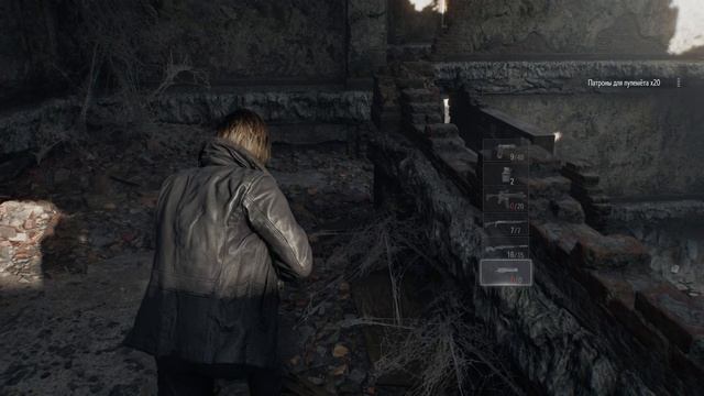 Леон против огромного паука  в игре Resident Evil Requiem