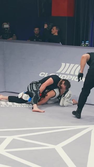 Лиана Джоджуа и Диана Погосян | АПСЕТ В ЖЕНСКИХ ММА!