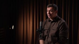 Целуются