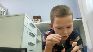 Распаковка внедорожника RIPSAW EV3 F-4