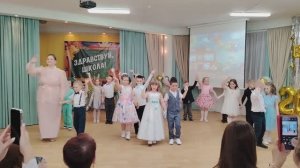 Трогательный финальный танец выпускников детского сада 😢✨