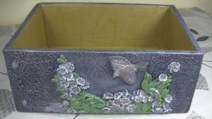 Декор коробки бумажной глиной своими руками .