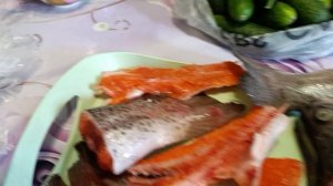 Съездили на рынок купили рыбку и фрукты