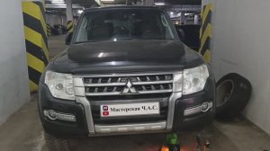 Шприцевание крестовины кардана на Паджеро 4