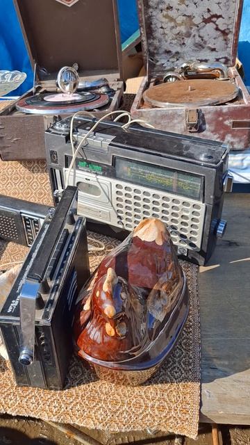 Советская аппаратура на блошинном рынке Левша в Новоподрезково #ретро #винтаж #vefsigma #магнитофон