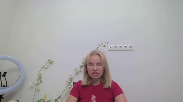 Ношеные украшения можно покупать , но их надо очистить от энергетики предыдущего хозяина.