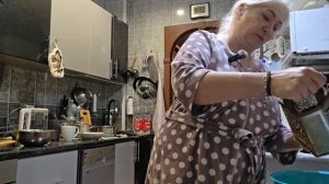 НАГОТОВИЛИ ЕДЫ НА НЕДЕЛЮ А СЪЕЛИ НАРАЗ ДВА!