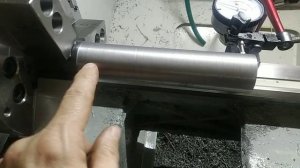 Выставляем переднюю бабку