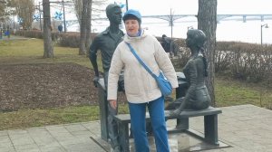 Девчонки гуляют по Саратову 27-03-2026