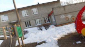мы пошли в заброшенный садик