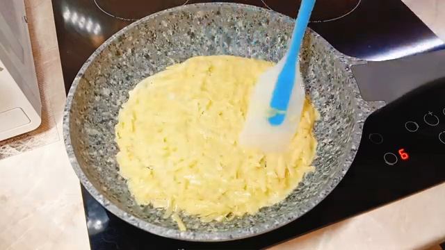 Картофельный блин! Всего 2 ингредиента! Простой завтрак или ужин