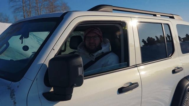 ИГРА на СЛАБО! ТИГУАН и ТАНК 300 НА СПОР проходят ЖЕСТКИЕ ПРЕПЯТСТВИЯ!