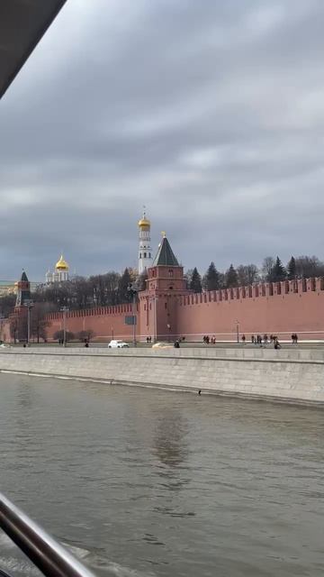 Вечерняя прогулка.