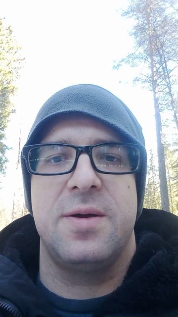 Анекдот о просьбе передать за проезд