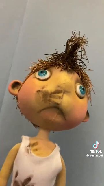 У таракана усики у мальчикана трусики