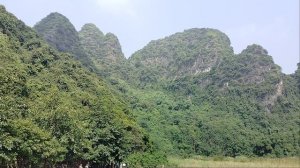 Мостик к храму и лодочницы!