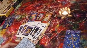 О чём шепчется Ваше окружение 🫣❓☀️⚖️🪞