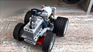 Lego MOC: мощный трактор-вездеход. Обзор конструкции, двигателей и проходимости