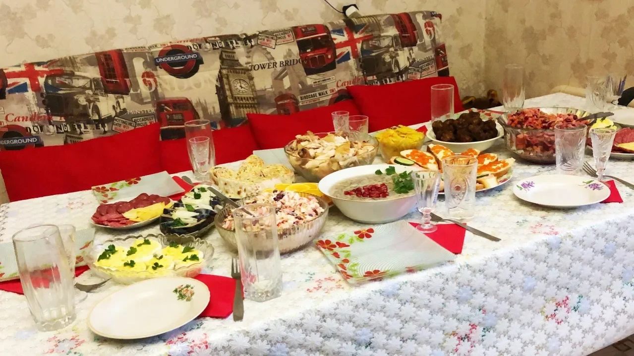 ПРАЗДНИЧНЫЙ Стол на День Рождения. Салаты, Закуски, Мясные блюда. Праздничное Меню на день рождение