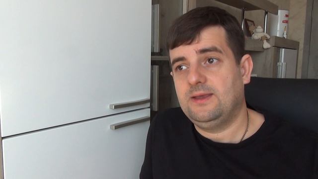 Бизнес на ходовых товарах  как делать деньги на зелёно