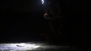 ЗИМНЯЯ РЫБАЛКА С НОЧЁВКОЙ В ПАЛАТКЕ, КОМФОРТ КАК ДОМА. С женой на рыбалку с комфортом.