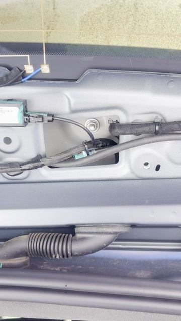 Омыватель камеры заднего вида на Geely Monjaro