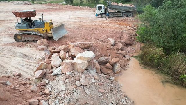 Heavy Equipment In Action! Bulldozer Pushing Rocks Vs Dump Truck Dumping Rocks