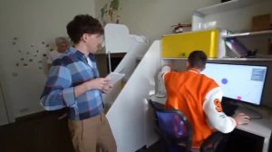 Младший брат/Старшего брата. а4