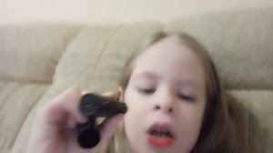 делаем макияж