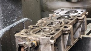 Как происходит Фрезеровка гбц можно залипнуть ремонт шлифовка головки блока цилиндров