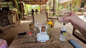 Кафе с бассейном прямо в джунглях. Приехали попить кофе и решили отметить ДР канала. Гоа. Индия.