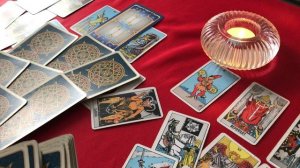 Как мужчина отреагировал на ваше сообщение? Гадание Таро