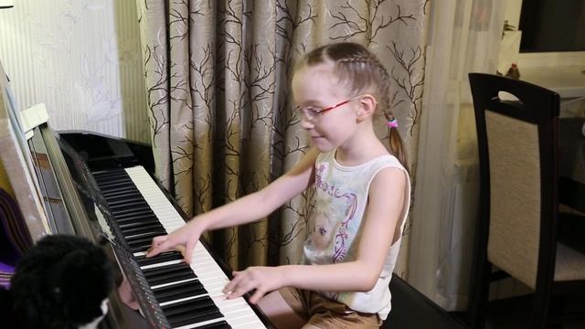 ПЕСНЯ 404 (cover Время и Стекло) Виктория Викторовна 7 лет