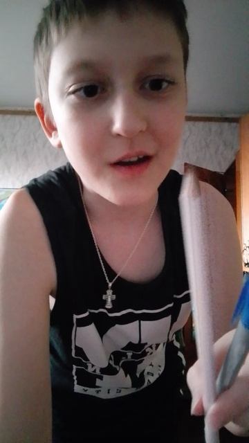 приходи в наш магазин! получи за 999 рублей на вот такие вот замечательные школьные предметы!