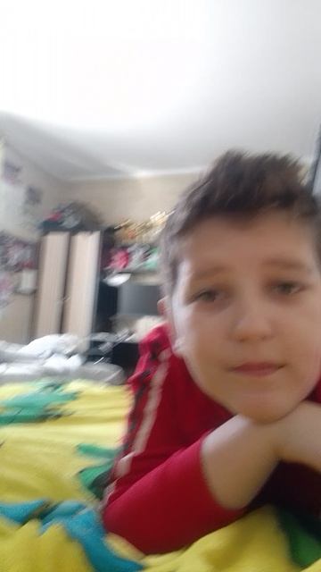 подписывайтесь ребята пожалуйста и тогда пропадёт естетик гёрл