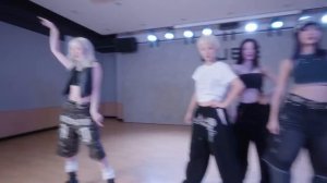 I-dle “Good Thing”