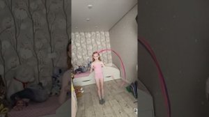 как научиться танцевать с акробатической лентой первая часть.