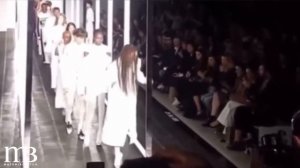 Amazing Runway Model Fails 2023 - Fashion Show Mishaps & Hilarious Tumbles