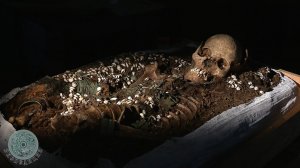 Процесс расчистки погребения