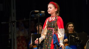 Семечки - слова  Олег Левицкий, музыка Виктор Темнов. Исполняет Мария Казакова.