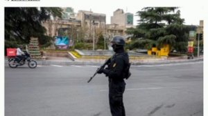 🇮🇷 Иран готовится к наземному вторжению США

Иран запустил кампанию по набору добровольцев под наз