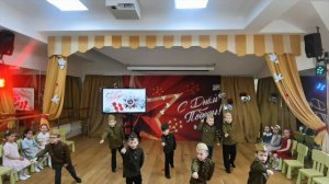 "Дорога на Берлин!" танец мальчиков старшей группе 9 мая