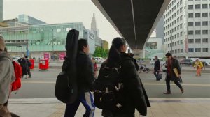 Япония 2026 Ритм станции Сибуя и парк Миясита на прогулке ⚡️🏙️