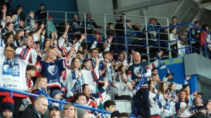 Атмосфера третьего матча серии "Нефтехимик" - "Авангард"