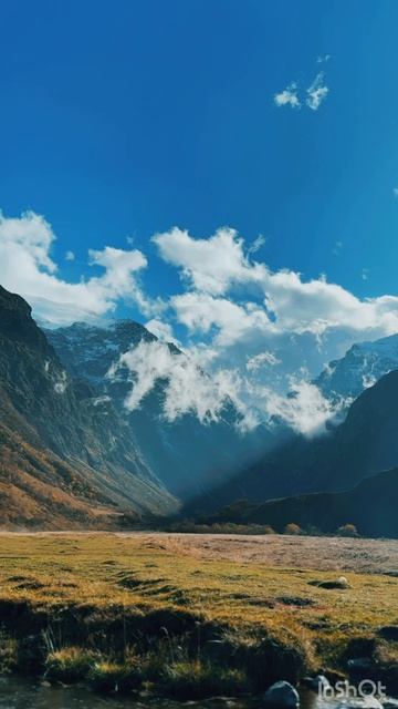 #осетия #горы #кавказ #путешествие #туризм #экскурсия #природа #пейзажи #отдыхвгорах #турыонлайн #ро