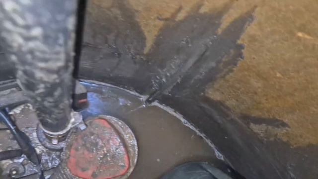 С. Андрианково. Чистка колодца. Мало воды и грязная. Podkapaev.ru