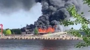 Прибалтика вступила в войну против России на 29 марта - Или атакован  порт Усть-Луга  в Лен области