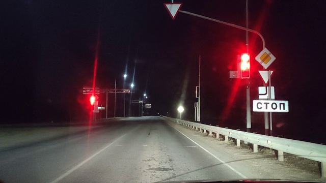 Светофор  даёт ехать по стрелке ч.3