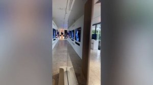 Телевизор LG W6 Wallpaper на презентации LG в Сиднее