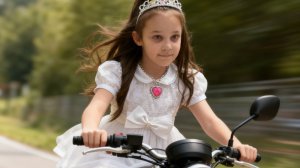 Ева в Первые на Мотоцикле